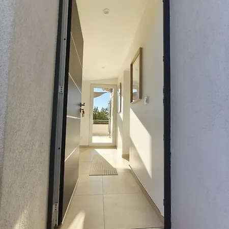 Cosy Riviera With Terrace Near The Saint-Raphaël