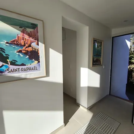 Cosy Riviera With Terrace Near The Saint-Raphaël